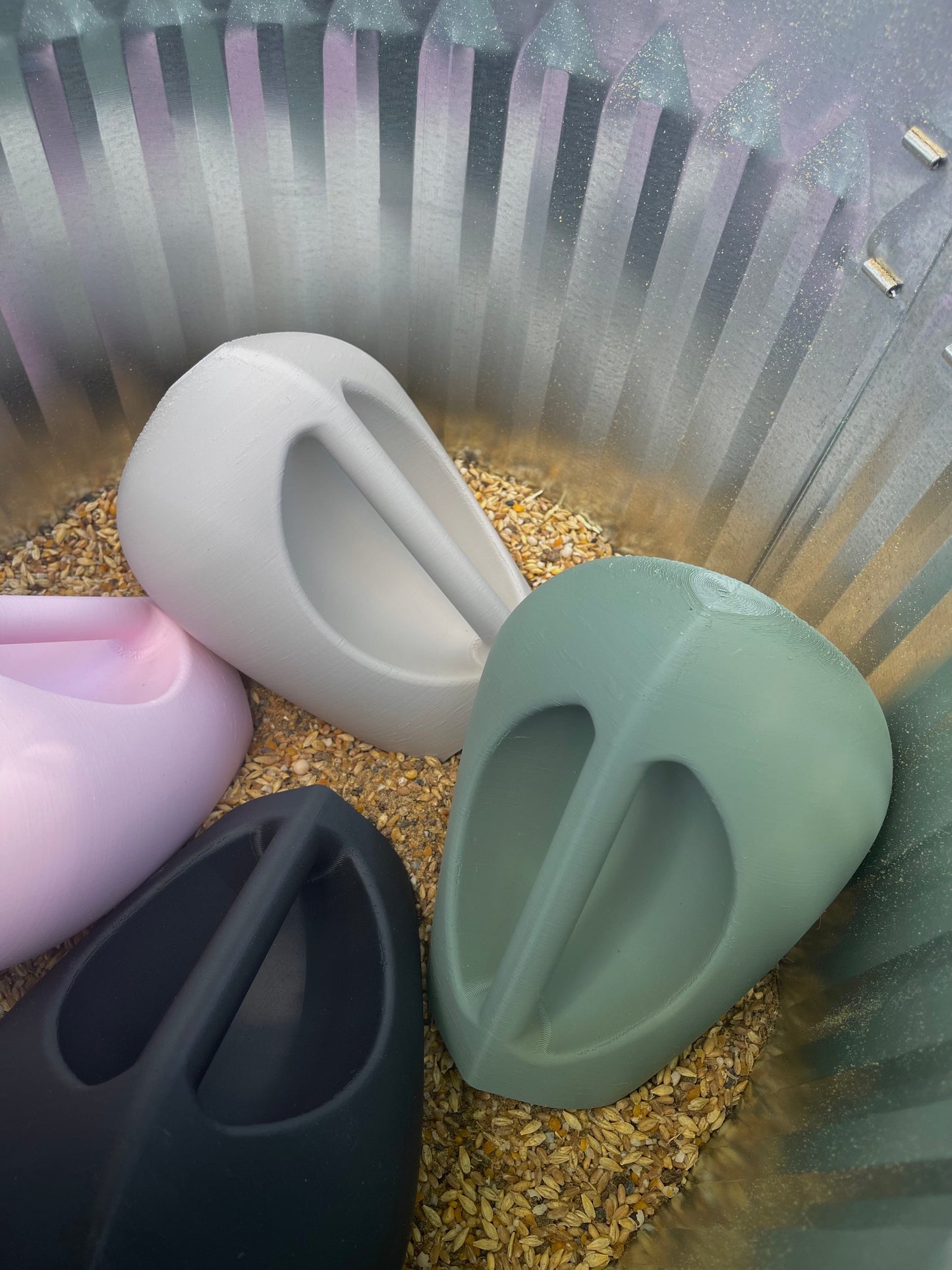 Feed Scooper