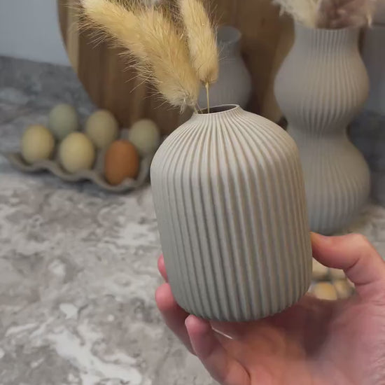 Small Vase for Dried Flowers | Smokey Beige | Home Decor | 3D Printed Vase | Plant Based Material | House Warming Gift