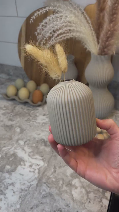 Small Vase for Dried Flowers | Smokey Beige | Home Decor | 3D Printed Vase | Plant Based Material | House Warming Gift