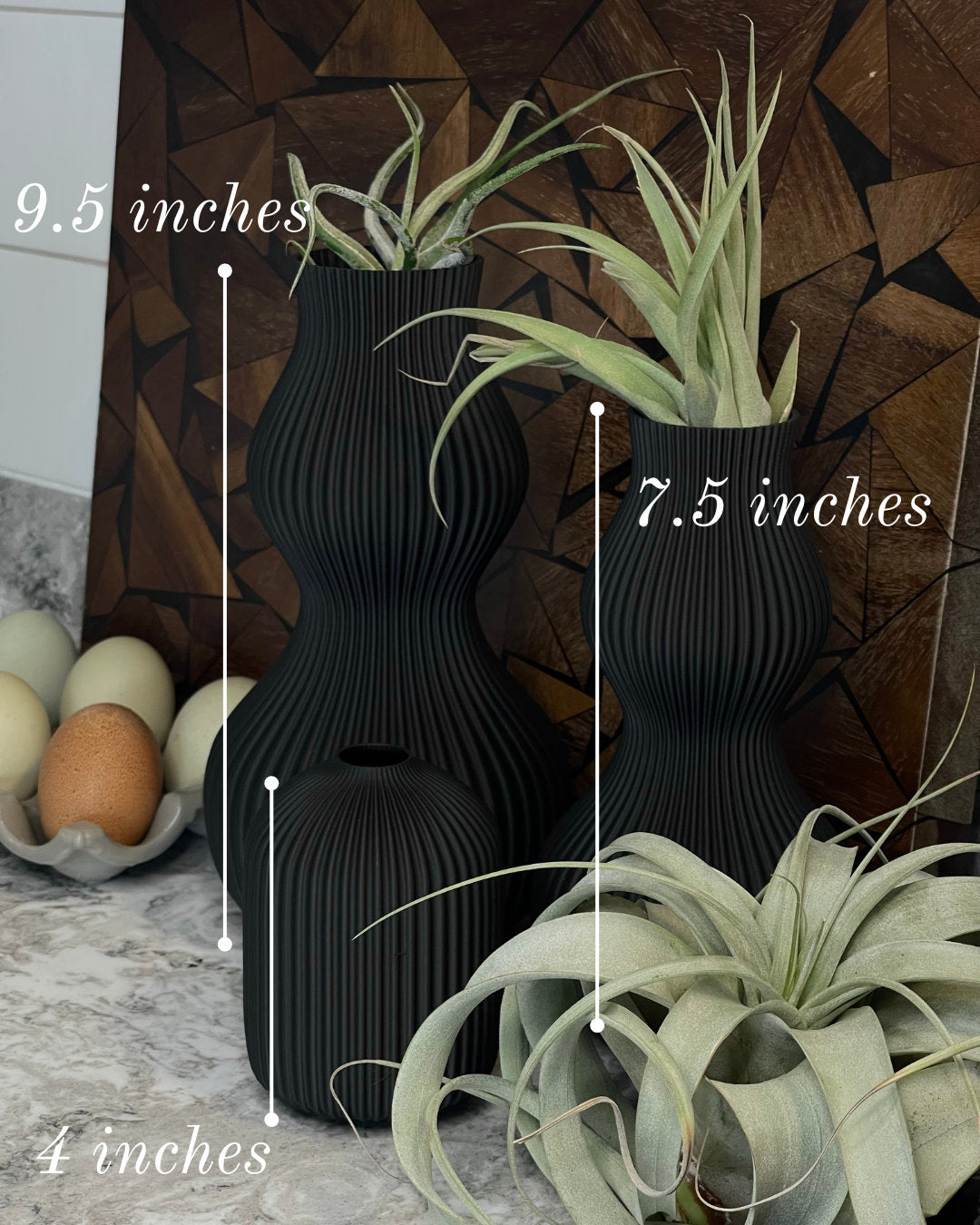 Small Vase for Dried Flowers | Moody Black | Home Decor | 3D Printed Vase | Plant Based Material | Ceramic Modern Look | House Warming Gift