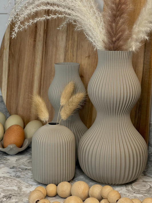 Vase for Dried Flowers | Smokey Beige | Home Decor | 3D Printed Vase | Plant Based Material | House Warming Gift